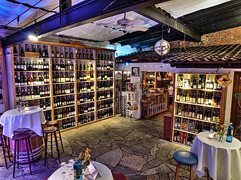 Das Weinland Waterfront