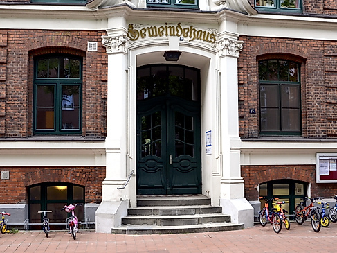 Dreieinigkeitskirche St. Georg (Gemeindehaus)