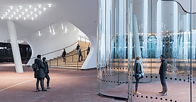 Elbphilharmonie Plaza