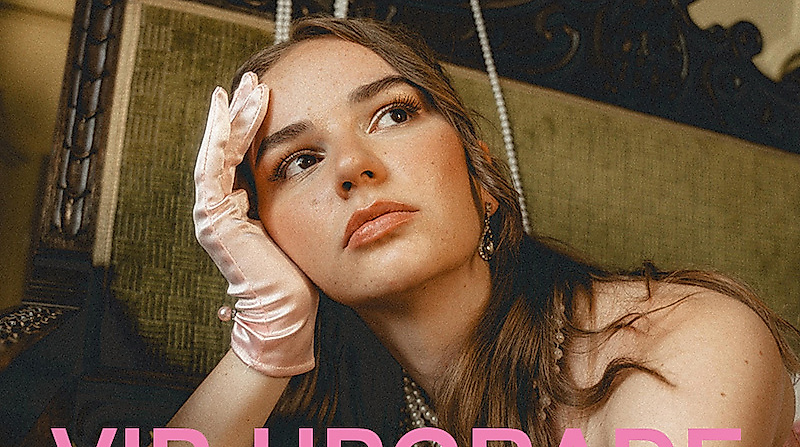 Julia Meladin - VIP UPGRADE - Perlen um den Hals