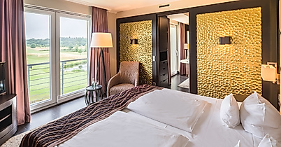 zimmer_golfer_suite_schlafzimmer_c-castanea-resort