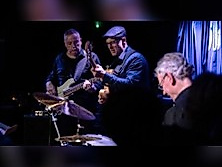 Pete Roth Trio ft. Bill Bruford