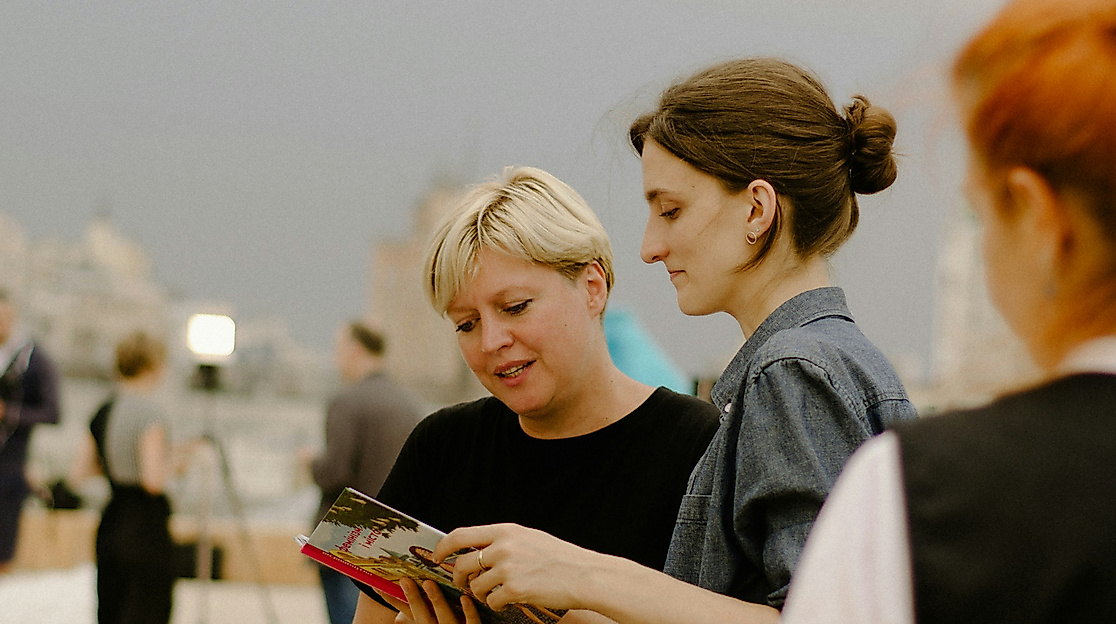 kate-bezzubets-w2h5TeMdB88-unsplash