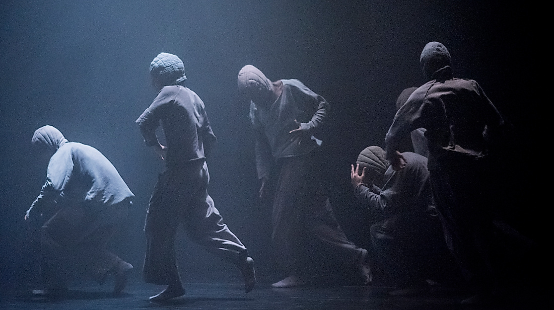 Ausschnitt aus der Performance BLKDOG.