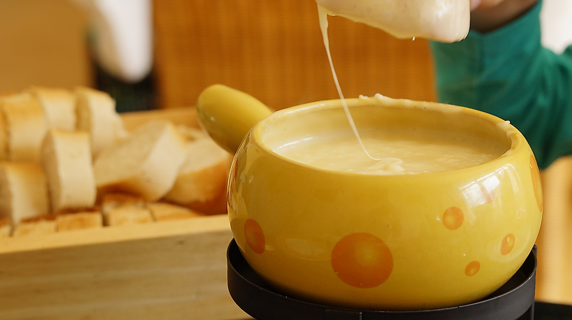 kaesefondue_c_2015_m-w-piaxabay