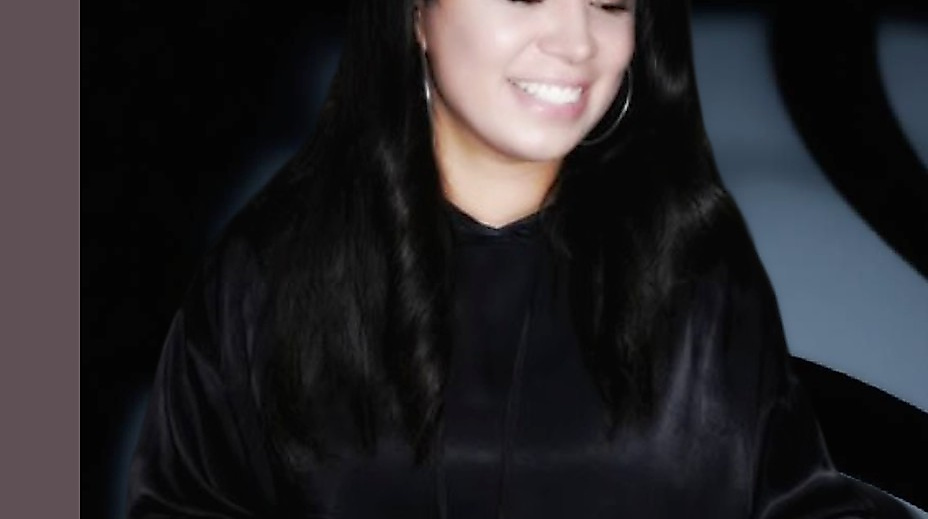 STEPH_fxback_928x1000