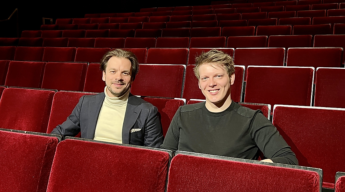 Rudelsingen_Foto_1_c_Ohnsorg-Theater_16zu9