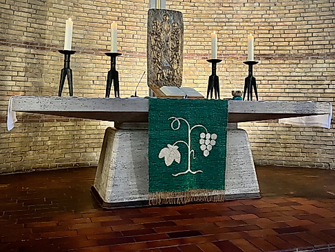 Gottesdienst in der Paul-Gerhardt-Kirche mit Abendmahl