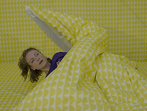 Bonbon_mit-ohne-rosa_(c)-Arturo-Sayan03-1