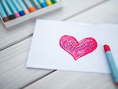 Offener Seniorentreff: Kreativer Nachmittag: Handarbeiten, Gesellschaftsspiele und gute Gespräche