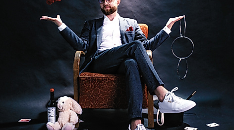 AlexRomanoff-Sofa