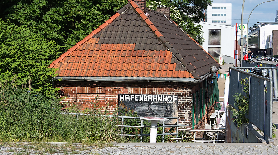 Hafenbahnhof