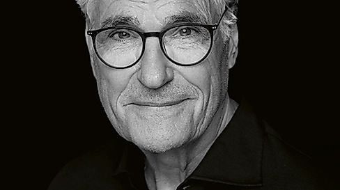 Sky du Mont liest aus seinem aktuellen Buch