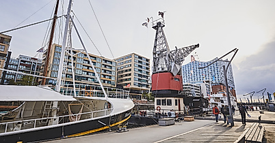 hafencity_sandtorhafen_c-2018-thisisjulia-photography-1
