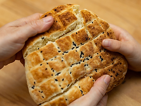 Gesprächsabend Gott und die Welt bei Brot und Wein