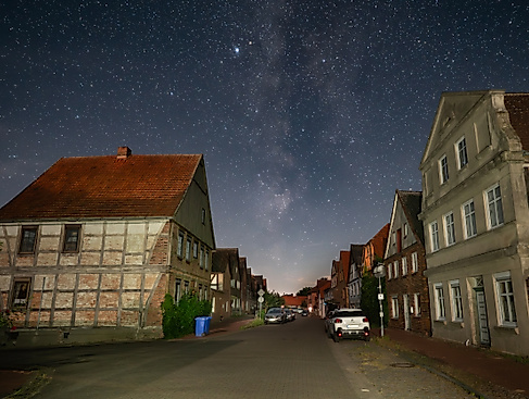 „Sternenhimmel über dem Wendland“ – Fotografien von Helmut Schnieder