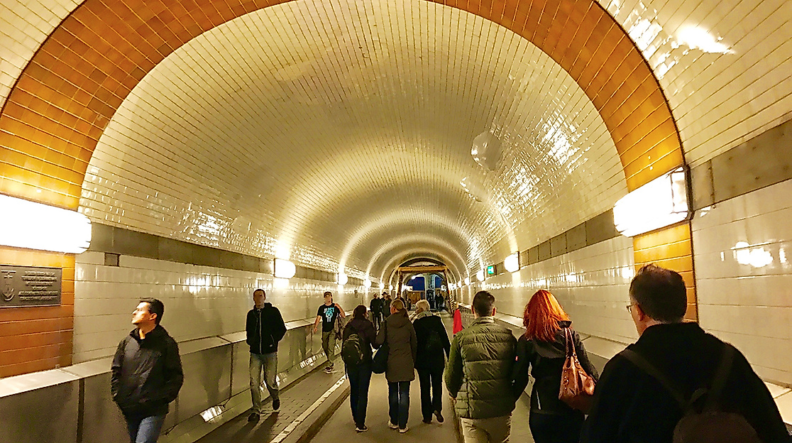 sankt-pauli-elbtunnel-sebastian-weber-rosinenfischer-hamburg