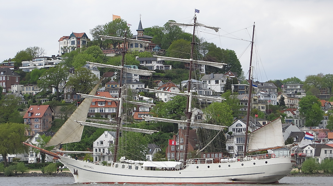 Artemis-blankenese