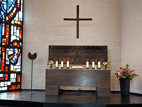 mit Altar der St. Johanneskirche
