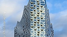 St. Pauli Theater meets Elbphilharmonie