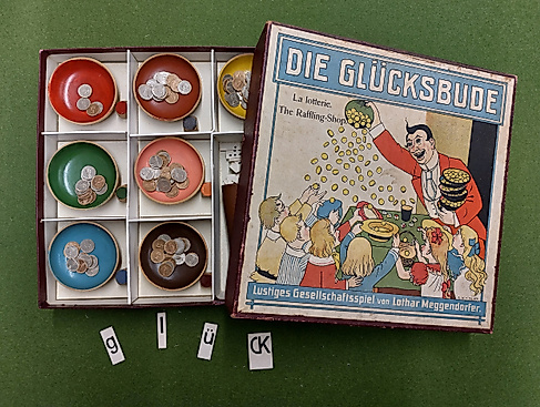 Spiel mit dem Glück - Zufall oder göttliche Fügung?