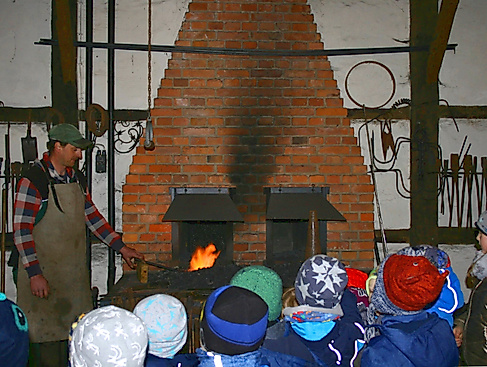 Schmieden im Handwerkermuseum