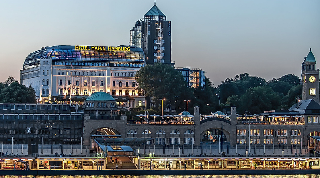 Hotel Hafen Hamburg: Außenansicht