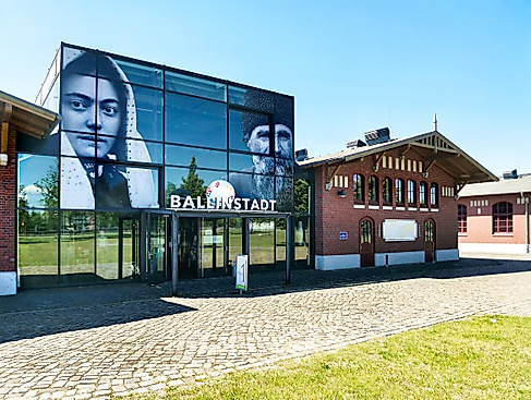 Außenansicht des Auswanderermuseums BallinStadt