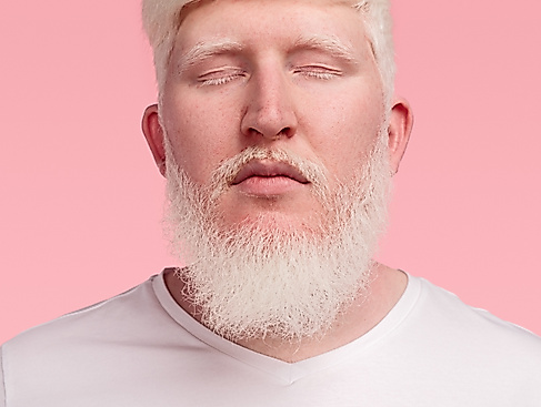 Mann in Meditation