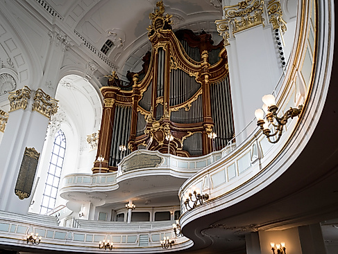 Große Orgel