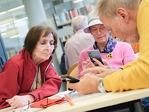 Wie "rede" ich mit einem ChatBot? Einfach mal gemeinsam ausprobieren!