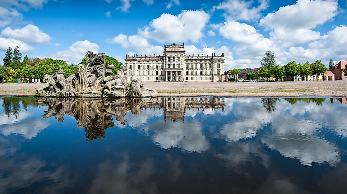 ludwigsluster-schloss_c-sskg-mv-joern_lehmann-1_1