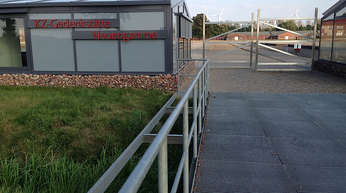 Haupteingang KZ-Gedenstätte Neuengamme