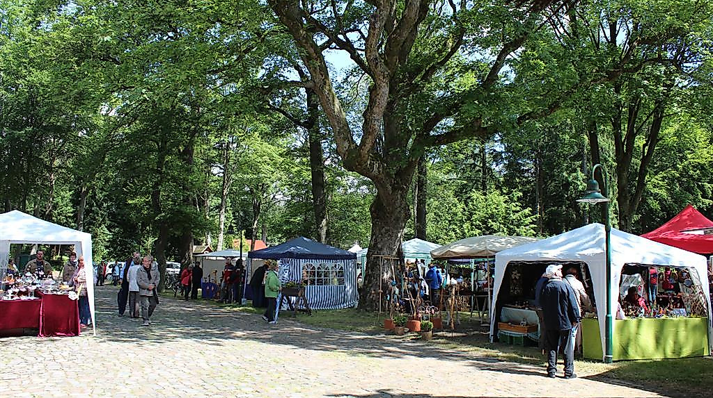 Bauern- und Handwerkermarkt
