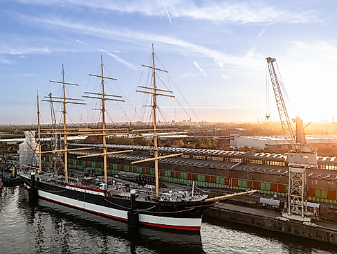 Foto_PEKING_Deutsches_Hafenmuseum_im-Aufbau_PEKING-2024--SHMH-Foto-Jerome-Gerull-03-web_ (1)