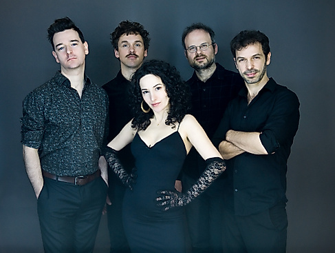 NARA und Merve Akyıldız