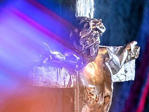 Altarkreuz Vicelinkirche