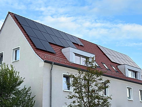 PV-Anlage auf einem Mehrfamilienhaus