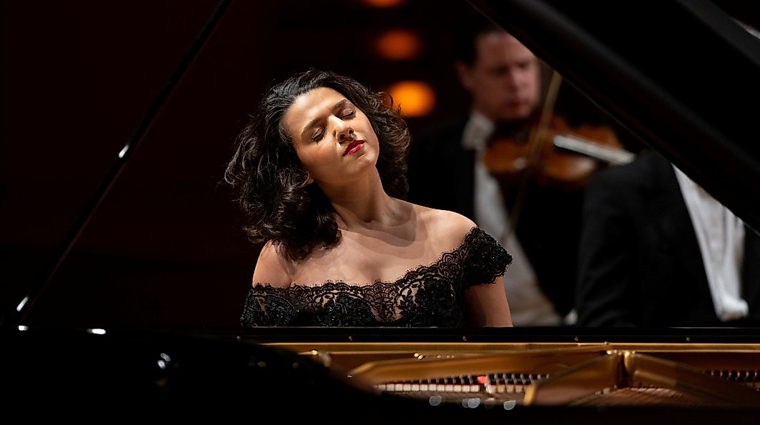 Khatia & Friends