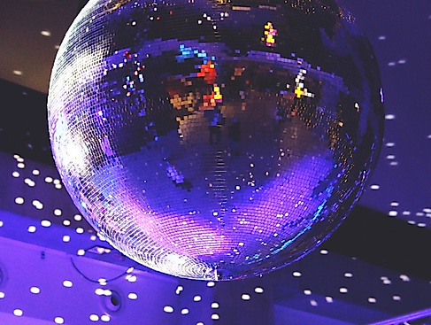 Louise tanzt im B*Treff Altona-Nord