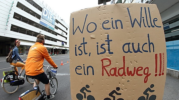Verkehrspolitische Radtour – Umlaufsperren/Poller
