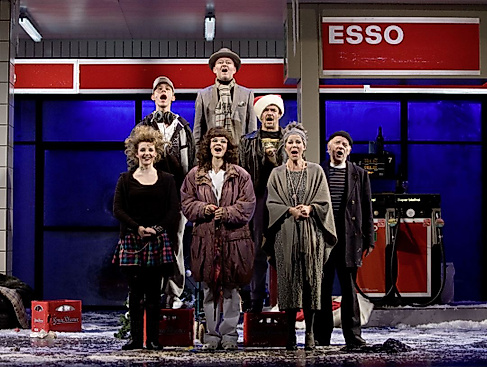Nacht-Tankstelle
