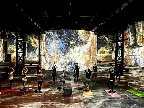 Immersives Yoga - Kosmos
