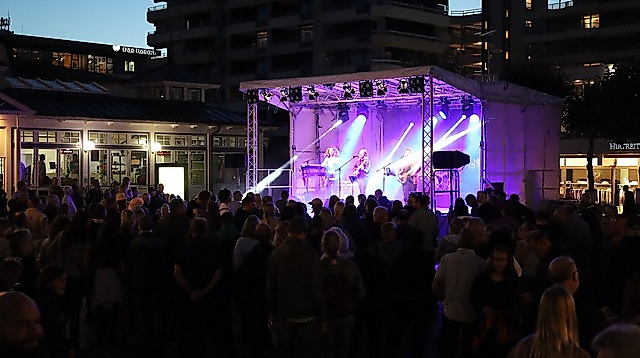 Warm-Up zu Ostsee in Flammen