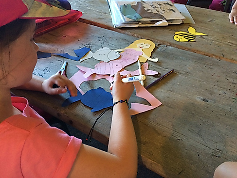 Kreativ Studio - Piratenschiffe und Meerjungfrauen basteln