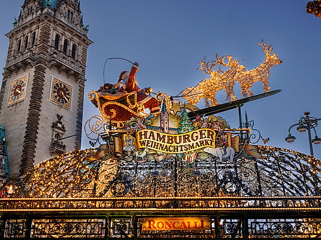 Eingang Weihnachtsmarkt am Rathausmarkt