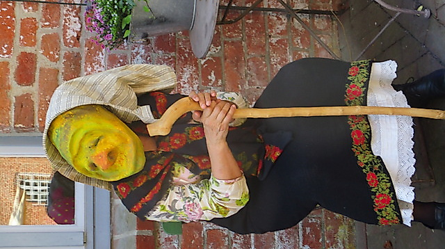 "Die wundersamen Alten"  - Beginn Langzeitprojekt Maskenbau und Maskenspiel