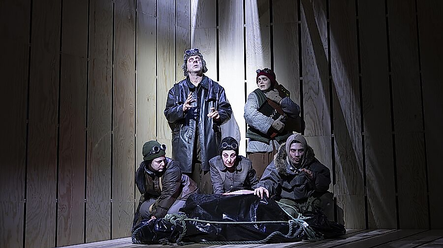 Frankenstein – Die weiße Finsternis
                                - nach Mary Shelley