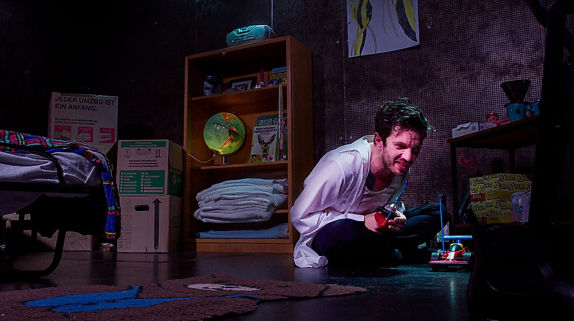 awkward_conversations_with_animals_i_ve_f_cked_02_c_lennart_bendixen