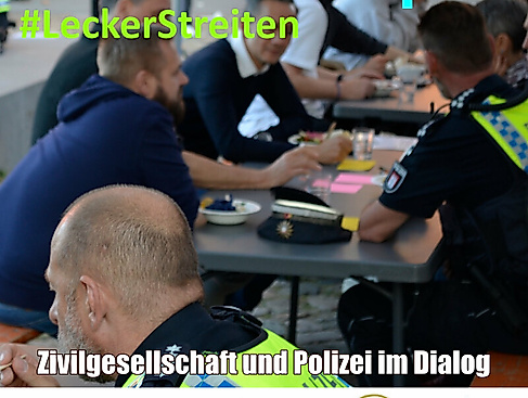 Debatte zwischen Zivilbevölkerung und Polizei